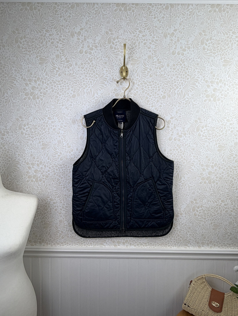 Madewell 1937 Navy Reversible Wool Blend Quilted Vest - Size - Medium